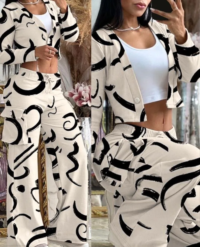 A-Pantalon deux pièces militaire