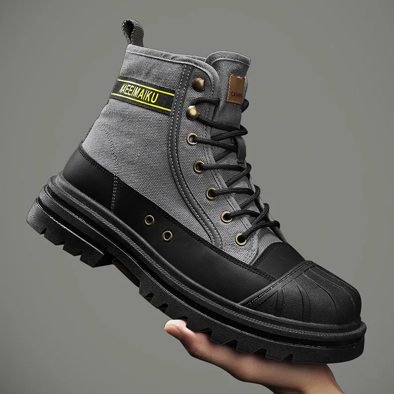 Bottes à lacets militaire